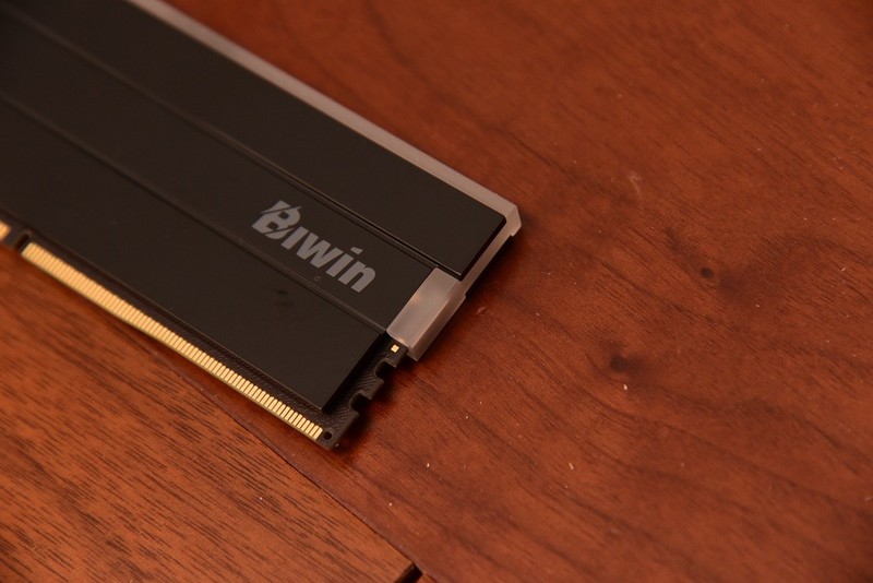 不服来战，2K王者！中端显卡狙击手，AMD RX 9070 GRE首发测试！