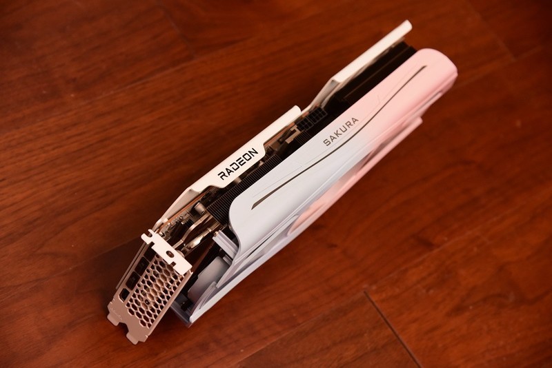 不服来战，2K王者！中端显卡狙击手，AMD RX 9070 GRE首发测试！