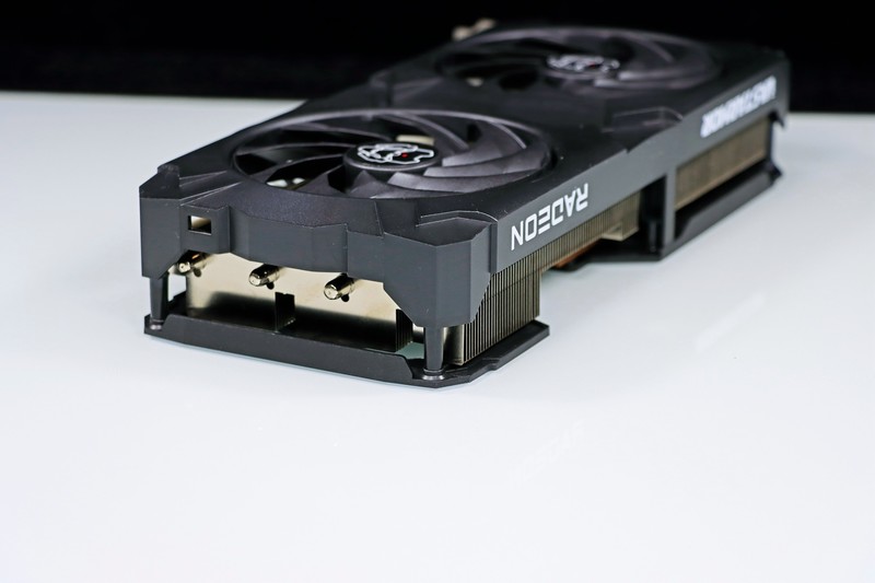 9070 GRE 来啦！2K 分辨率有了全新的性价比选择！