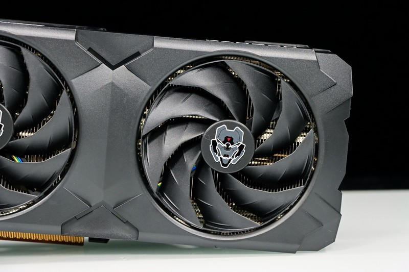 9070 GRE 来啦！2K 分辨率有了全新的性价比选择！