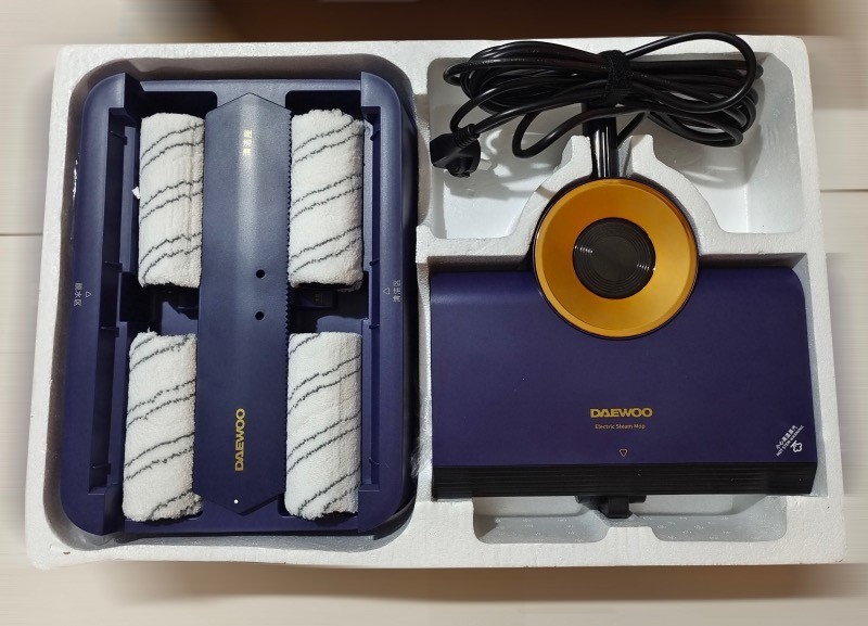 家居好帮手，大宇自清洁高温蒸汽拖把