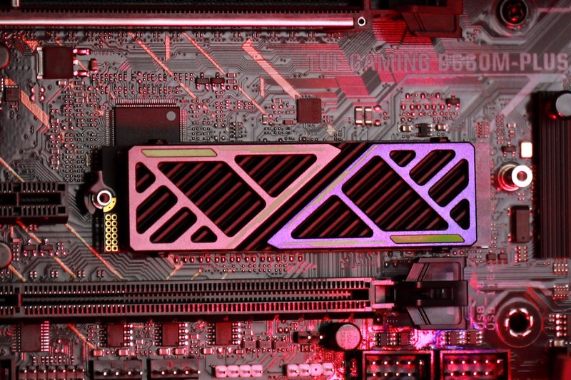 更快、更强的PCIe4.0固态硬盘，海康存储C4000ECO 1TB SSD体验