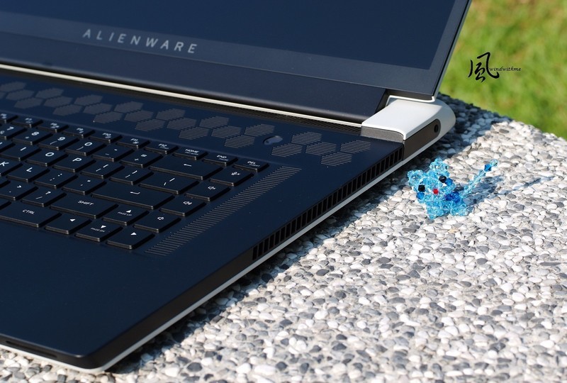 Dell Alienware X17薄型外星人电竞笔电使用分享
