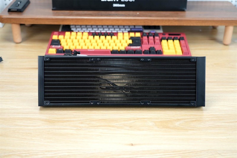 游玩《黑神话悟空》的散热黑科技：Light Loop 360水冷助力性能飞跃