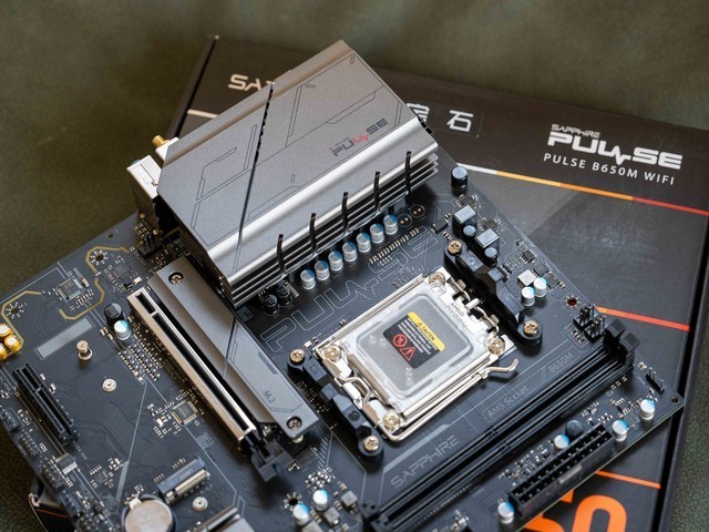 高性价比3A平台推荐，蓝宝石PULSE脉动B650M WIFI主板装机体验