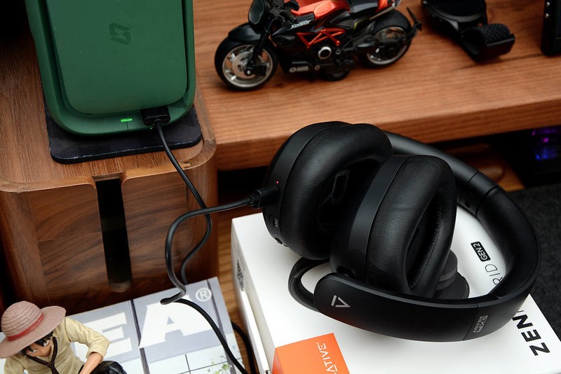 混合主动降噪、一机双连，创新Zen Hybrid Gen2无线蓝牙耳机开箱