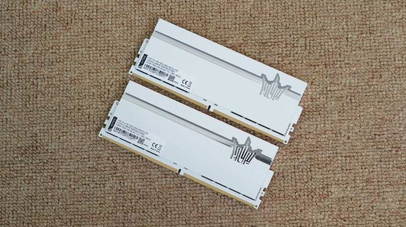 新一代GRE有多能打？AMD RX 9070 GRE首发评测&装机分享