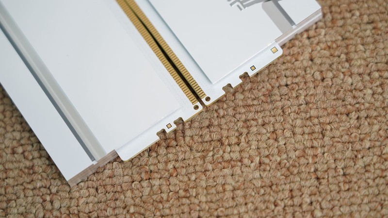 新一代GRE有多能打？AMD RX 9070 GRE首发评测&装机分享