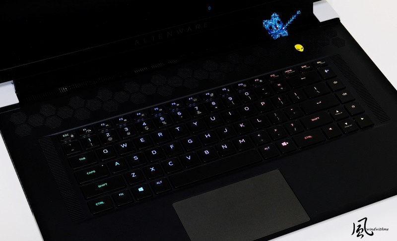 Dell Alienware X17薄型外星人电竞笔电使用分享