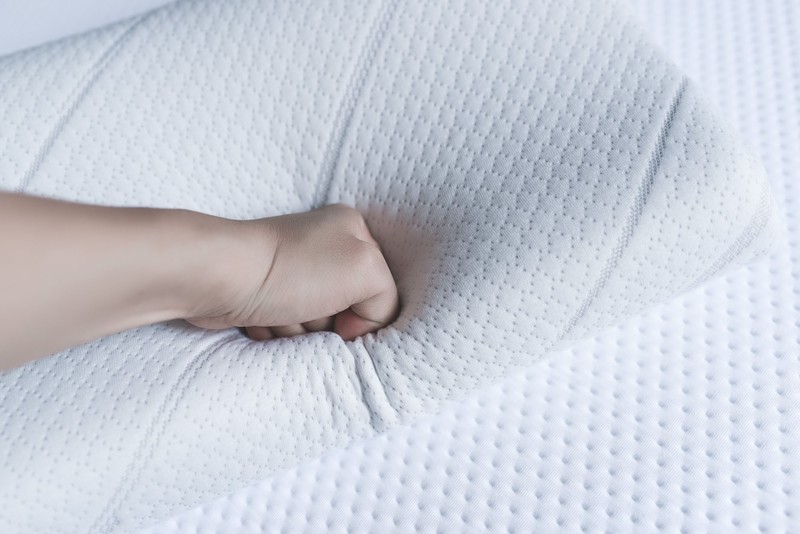 从进门到入睡，处处都有细节，网易严选云舒床垫，究竟值吗？