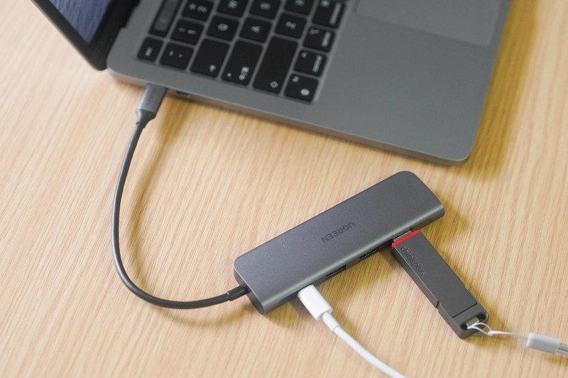 Macbook最佳伴侣？绿联扩展坞上手体验，接口不够靠它凑