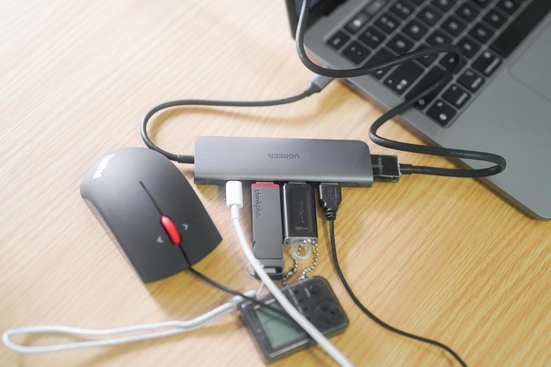 Macbook最佳伴侣？绿联扩展坞上手体验，接口不够靠它凑