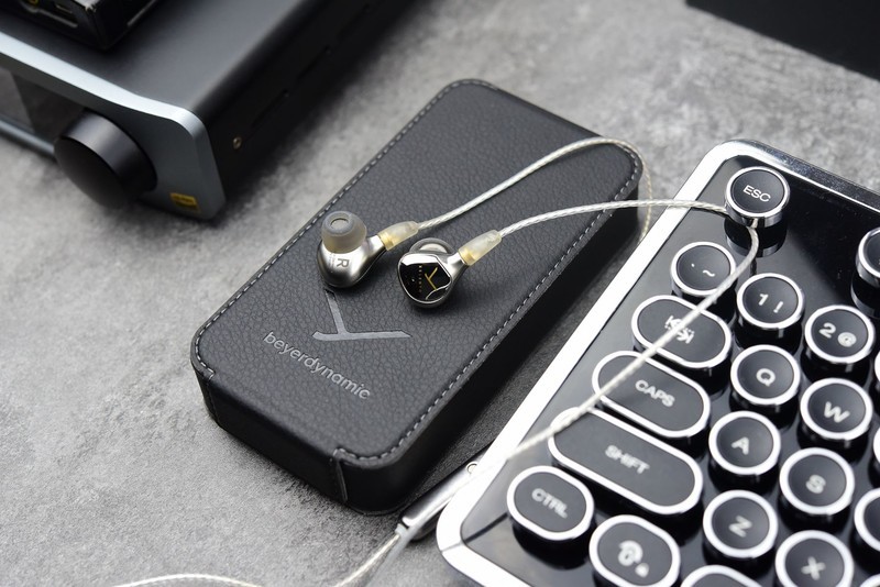 必须要听的动圈旗舰！拜雅谢兰图二代试听分享