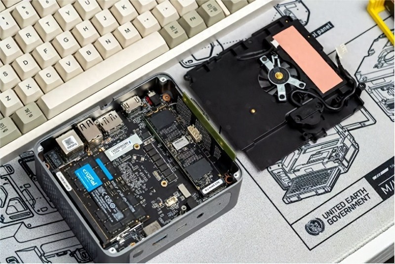 搭载8核心16线程7840HS处理器，32GB内存，零刻SER7迷你主机评测