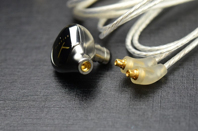 必须要听的动圈旗舰！拜雅谢兰图二代试听分享