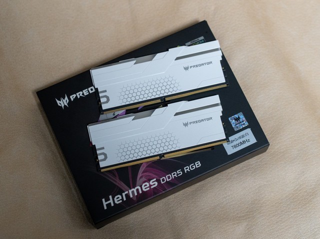 高端玩家必看，内存超到8000+哪些是关键？宏碁掠夺者Hermes新品内存超频实战