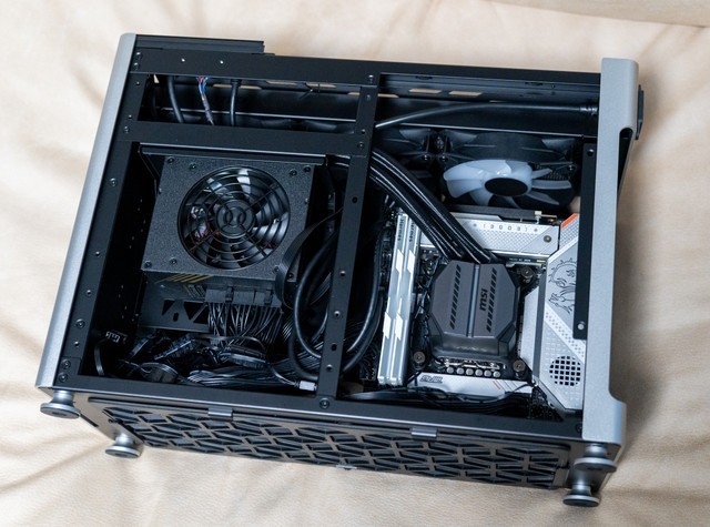 高端玩家必看，内存超到8000+哪些是关键？宏碁掠夺者Hermes新品内存超频实战