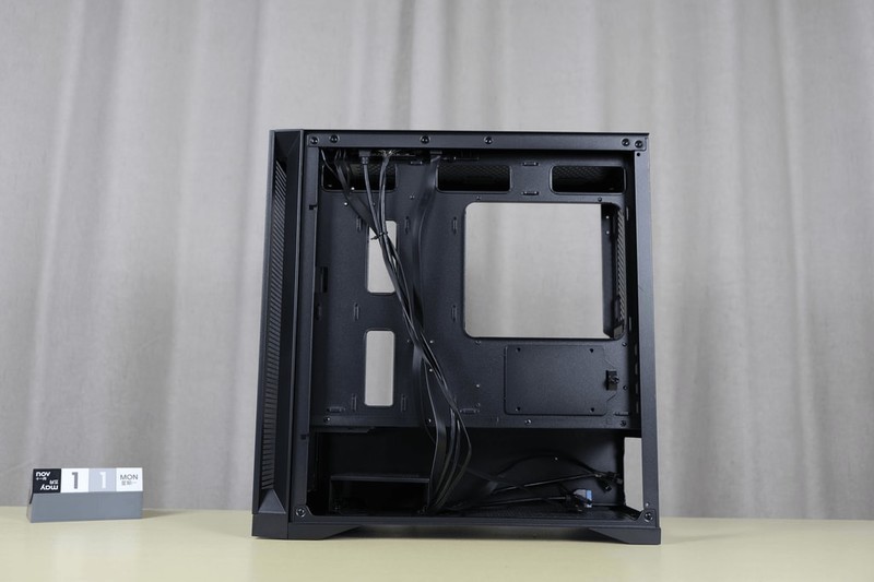 散热强劲，性价比侧透Type-C机箱，先马 平头哥M9上手体验