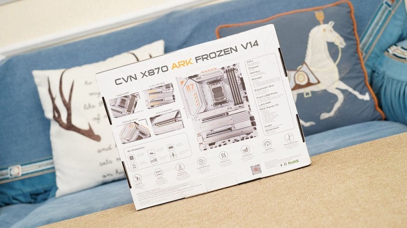 全电竞配置助力9950X3D飞，七彩虹 CVN X870 方舟体验分享