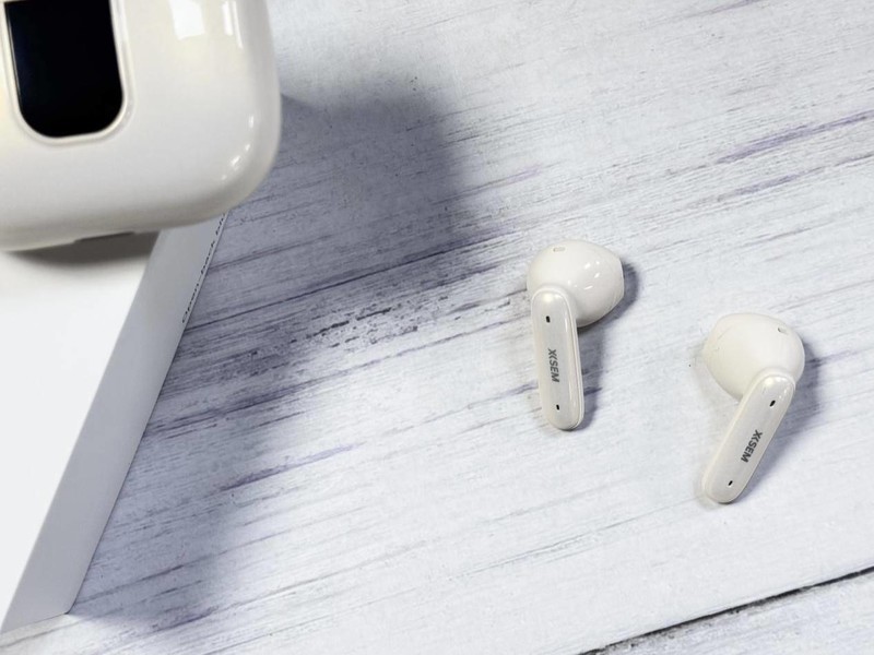 高性价比的半入耳蓝牙耳机怎么选？公认性价比高的半入耳耳机推荐