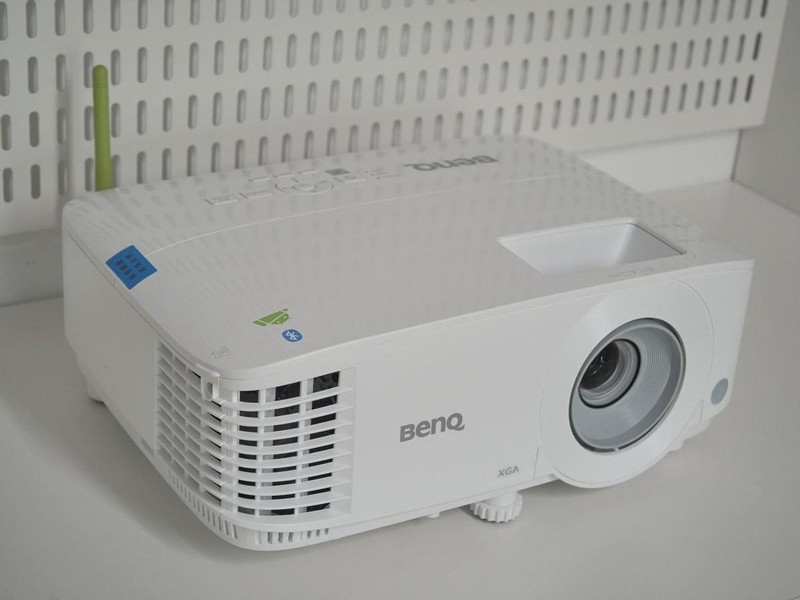 会议室选电视机还是投影仪？看完就懂了！