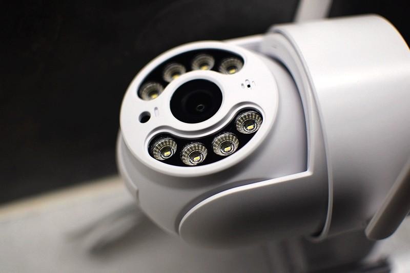 监控界的黑科技，叮零户外云台摄像机4G版，让监控“飞”起来