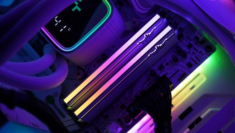 能打又能超？影驰 HOF Pro DDR5 8000 24G×2内存体验分享