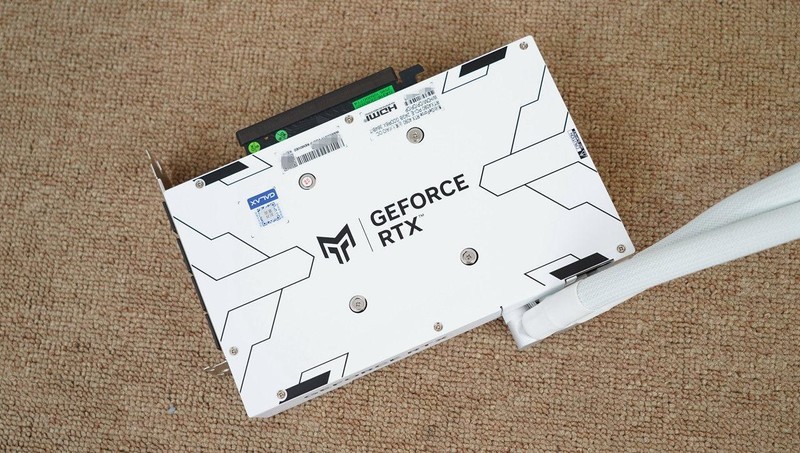 能打又能超？影驰 HOF Pro DDR5 8000 24G×2内存体验分享