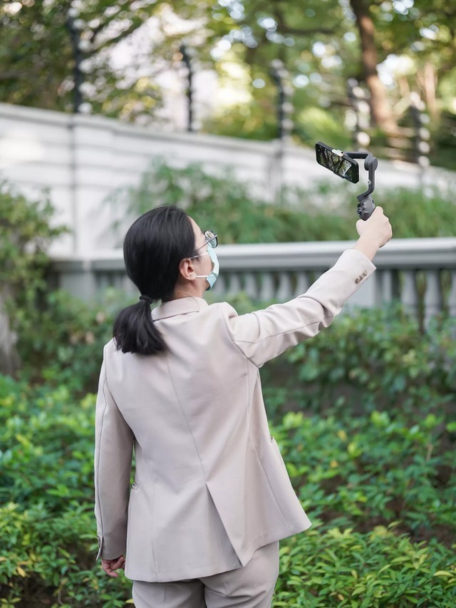 手机稳定器巅峰之作，大疆Osmo Mobile 6到底有哪些升级？