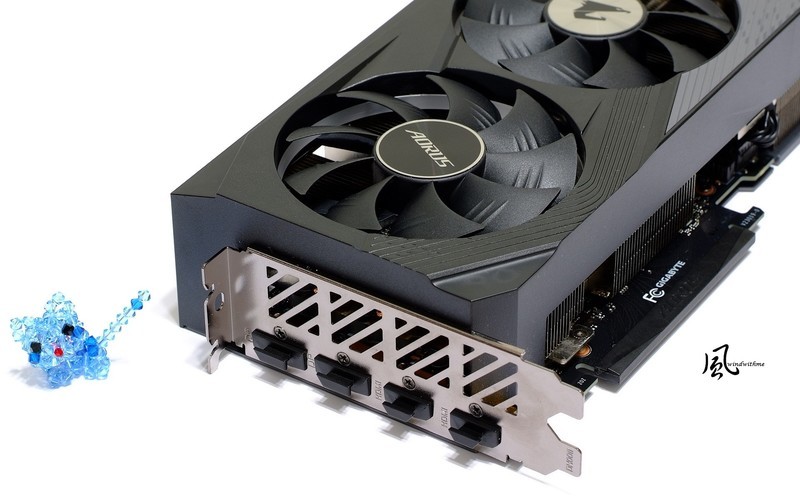 AORUS RTX 4060 Ti ELITE 8G开箱实测与暗黑破坏神IV游戏体验