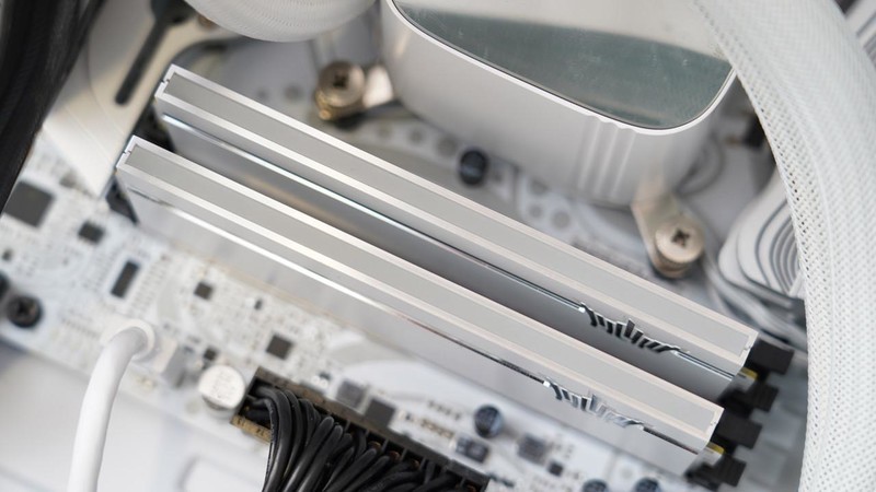 能打又能超？影驰 HOF Pro DDR5 8000 24G×2内存体验分享