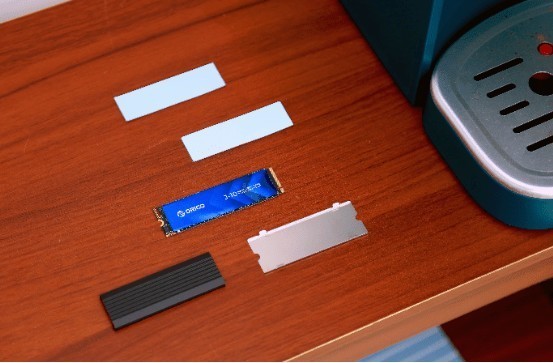 移动硬盘新DIY，1TB这样组大家觉得如何？