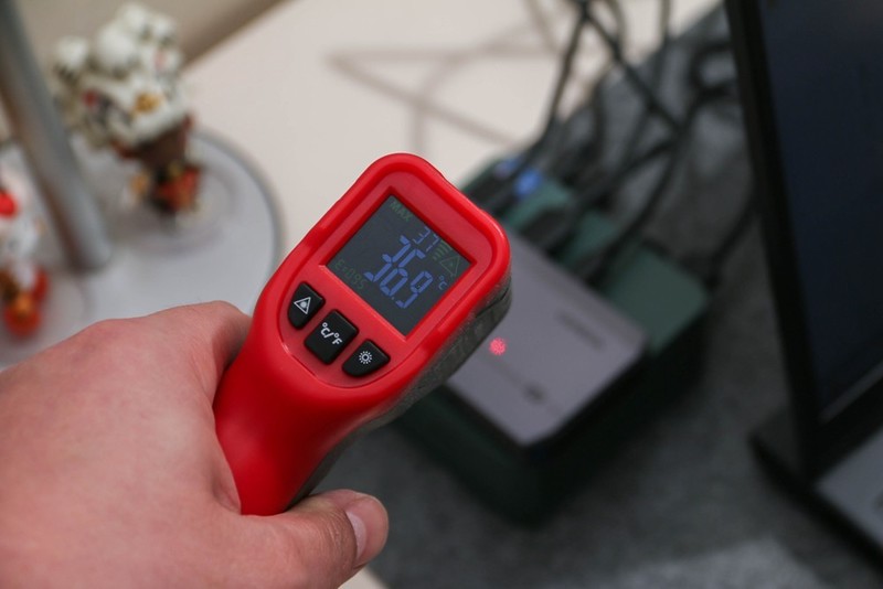 绿联4K视频采集卡体验：真4K+高帧率+环出+HDR，直播录制必备