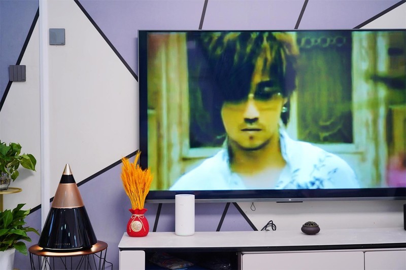 钢琴烤漆工艺？和逸轩一起来看看这个TTT三分频HiFi蓝牙音箱