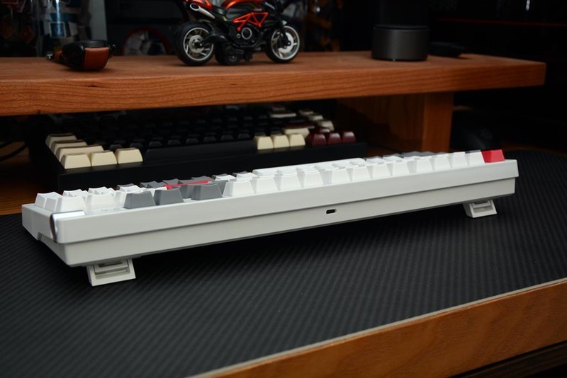 漫步者的外设梦，首款机械键盘G4K发布，三模、热拔插、RGB灯光