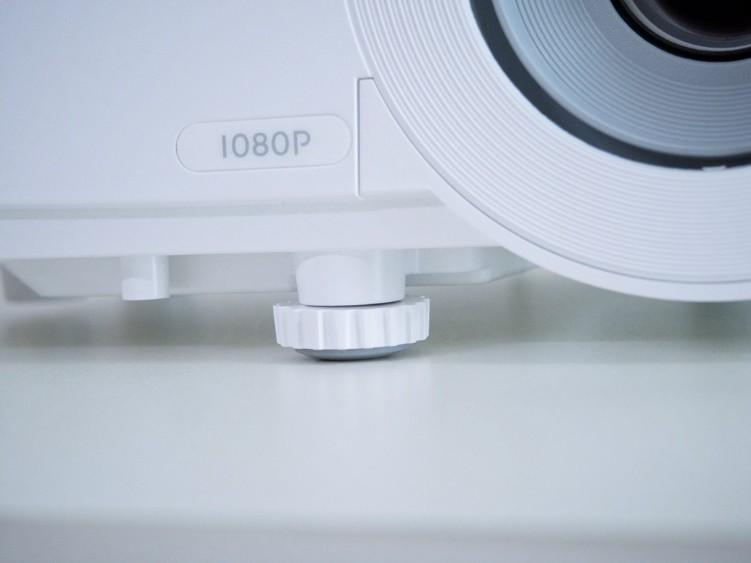 从容应对企业会议的各种疑难问题，明基E585智能商用投影机体验