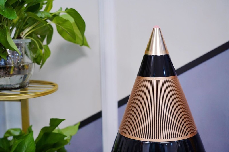 钢琴烤漆工艺？和逸轩一起来看看这个TTT三分频HiFi蓝牙音箱