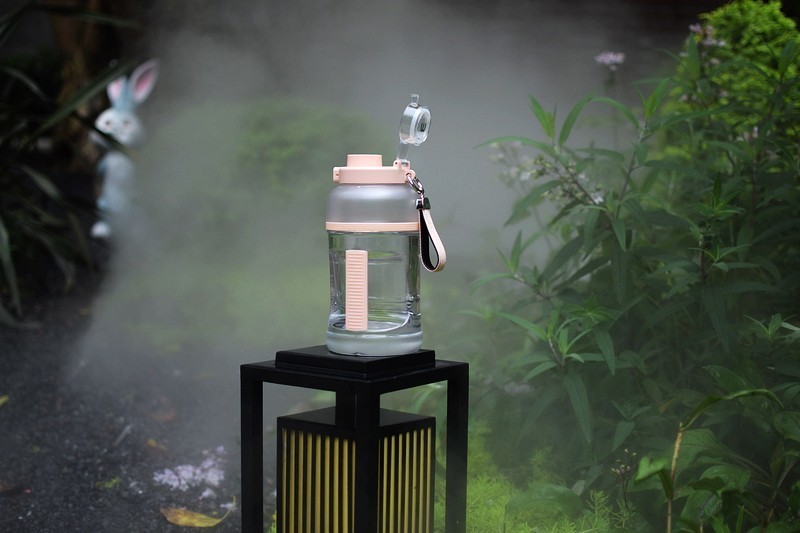 即是吨吨桶也是榨汁机 摩飞便携榨汁桶