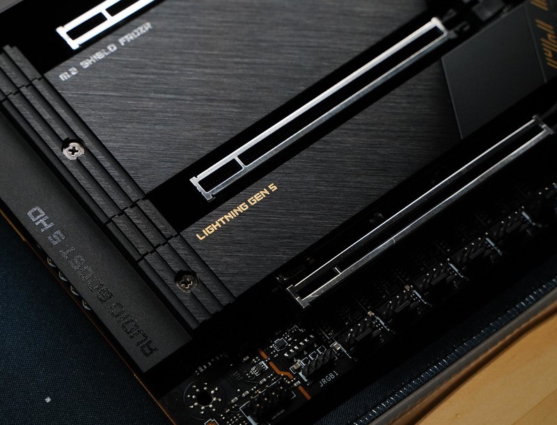 只贵了500为啥不买新？i9 13900K大战i9 12900K