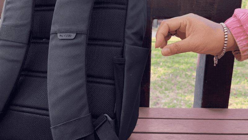 贵有贵的道理，INCASE City系列双肩包是真能装，结实耐造又轻便