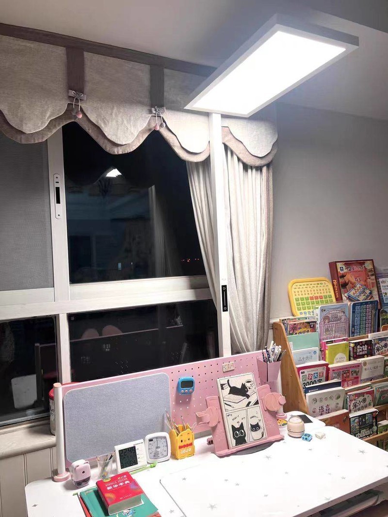 动辄数千元的“大路灯”是护眼“神灯”吗？护眼灯危害三大真相！