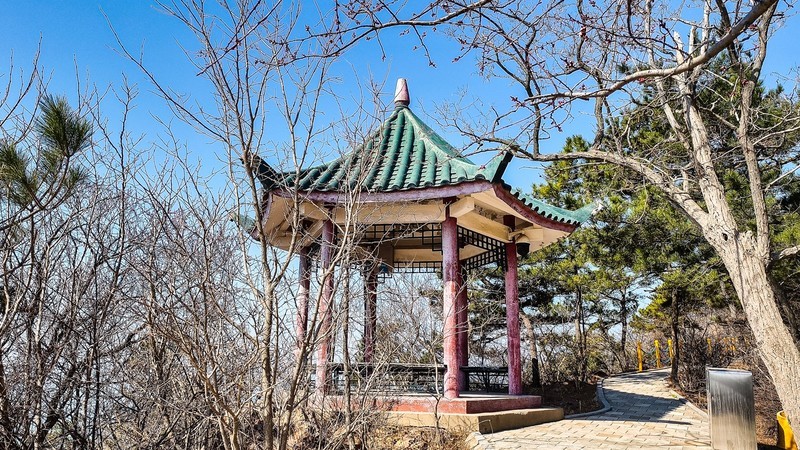 大 连 的 海 ------ 燕 窝 岭