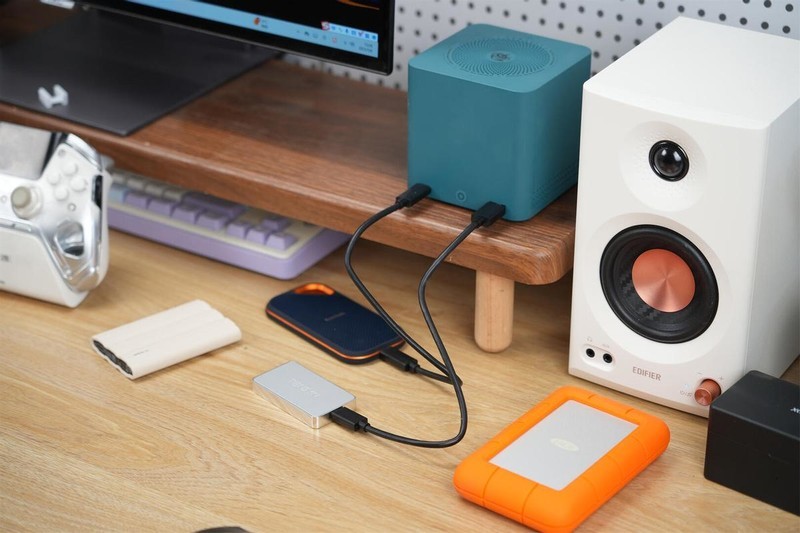 四款移动硬盘赏析，性能+颜值，领航生活美学的时尚新航向！