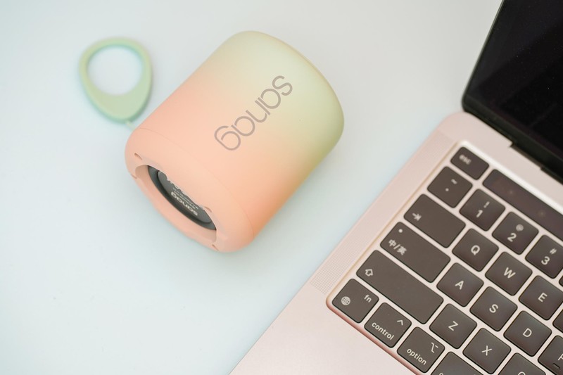 SANAG网红便携音箱，给生活来点颜色