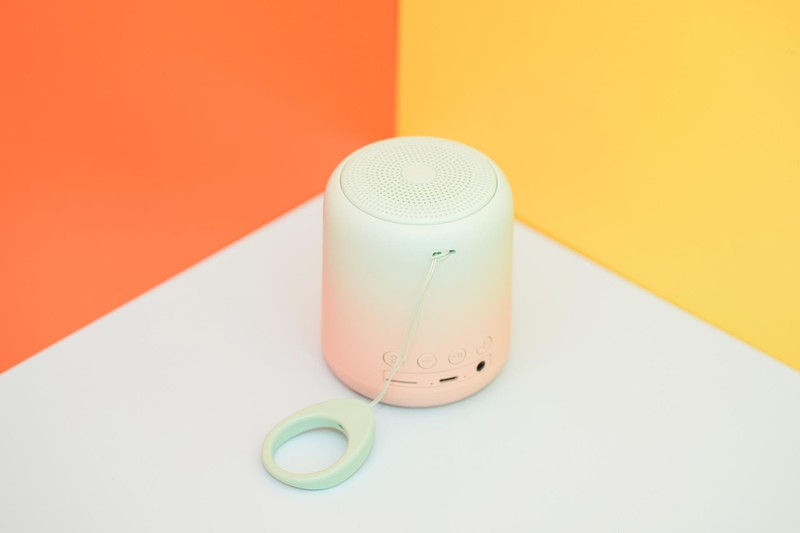 SANAG网红便携音箱，给生活来点颜色