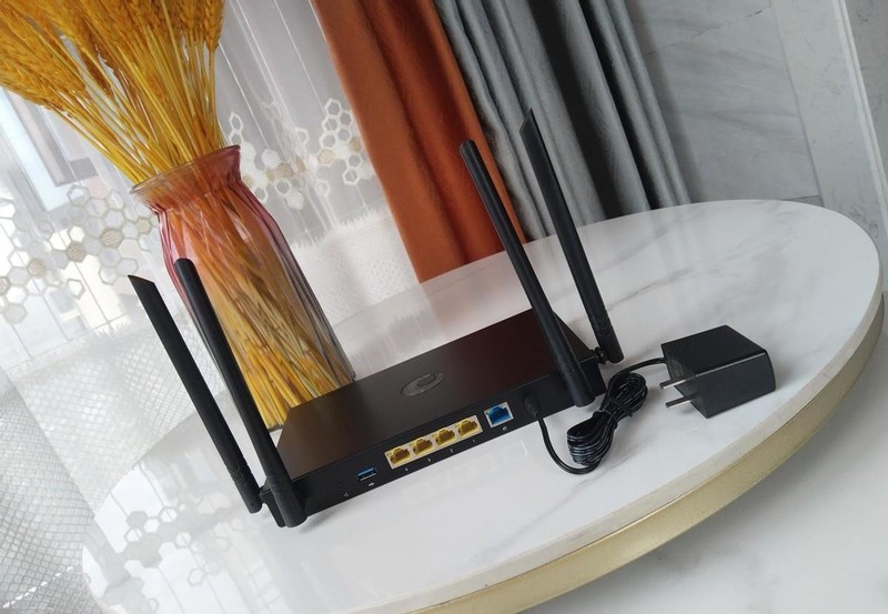 千兆宽带选蒲公英X5路由器，智能组网、私有云全搞定