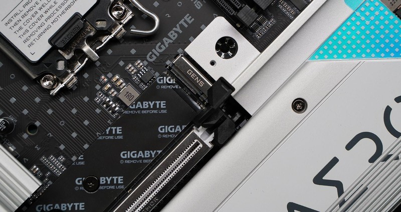 13代酷睿关闭小核心会更爽？实测出真知