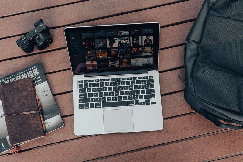 贵有贵的道理，INCASE City系列双肩包是真能装，结实耐造又轻便