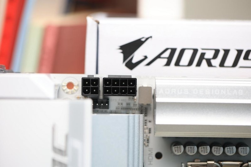 时尚大气，纯白色的技嘉B760M冰雕AORUS ELITE X AX装机实测