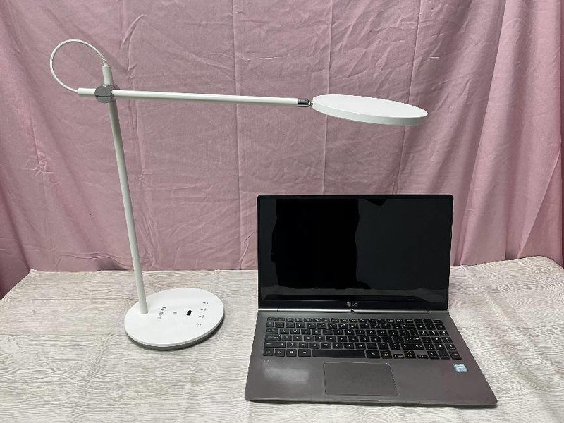 书客、孩视宝和欧普谁的护眼灯好用？三款到底哪款效果更好